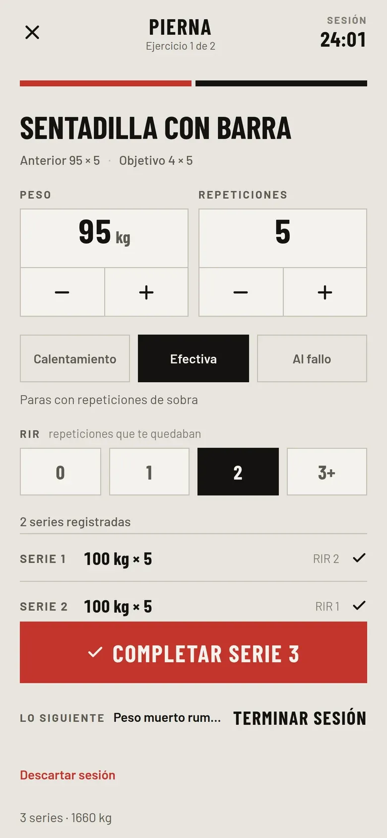 Apuntando una serie de sentadilla: peso, repeticiones y RIR.